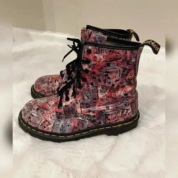 Super Rare Dr Martens Vintage 90's London Scene Allover Print - Picture 8 of 9